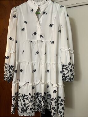 White Black Floral Tiered Smock Dress